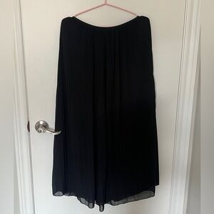 H&M Elegant Black Women's Pleated Maxi Skirt